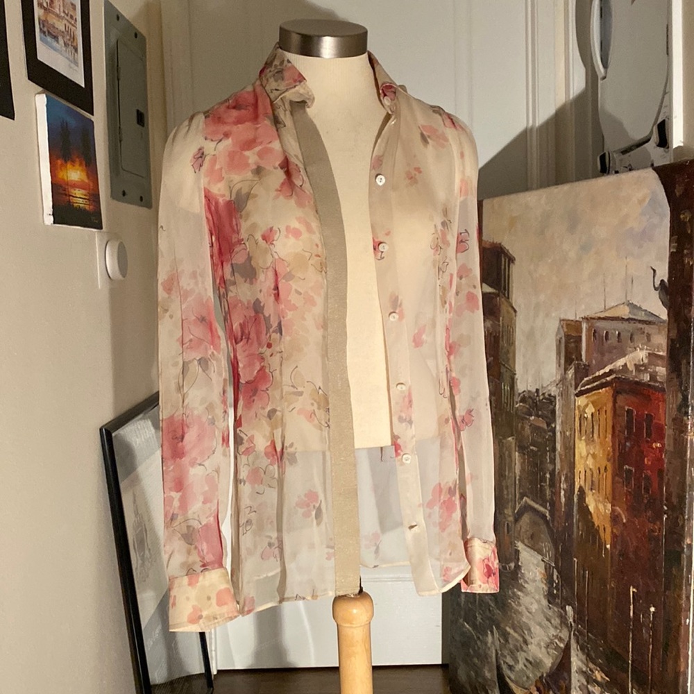 one of a kind, authentic see-through blouse from dolce & gabbana with flaws